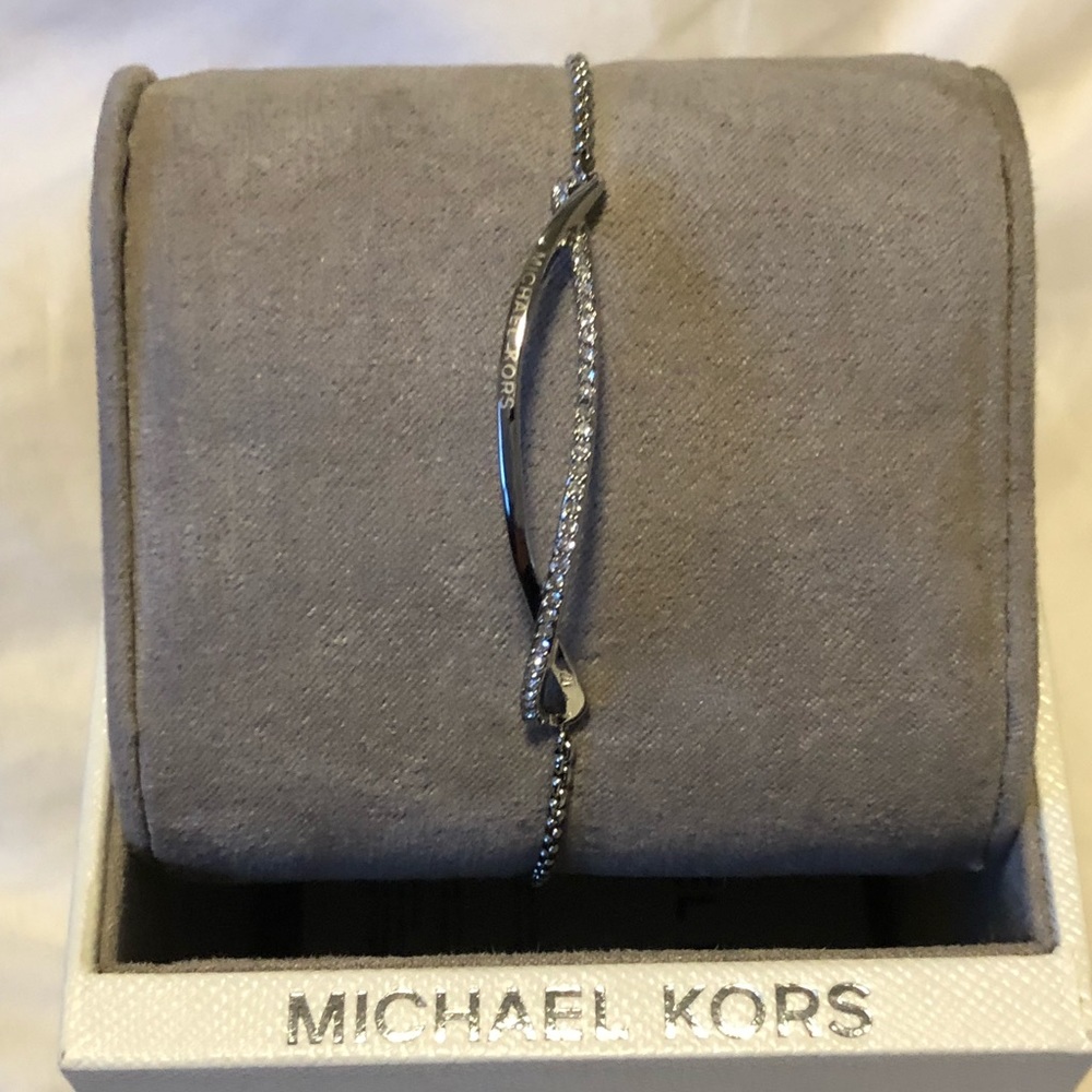Michael Kors Pavé Wave Slider Bracelet